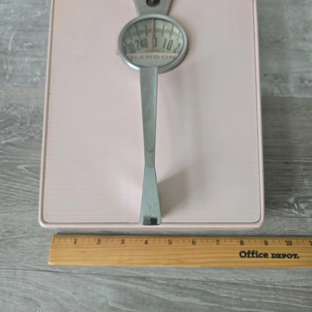 Vintage Hanson Pink Bath Scale MCM Pastel Kitsch Atomic Era Chrome Analog